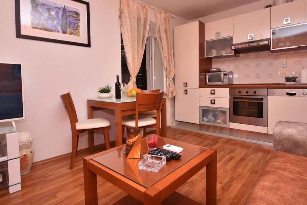 ספליט Cozy, Adorable Apartment Elizabeta מראה חיצוני תמונה